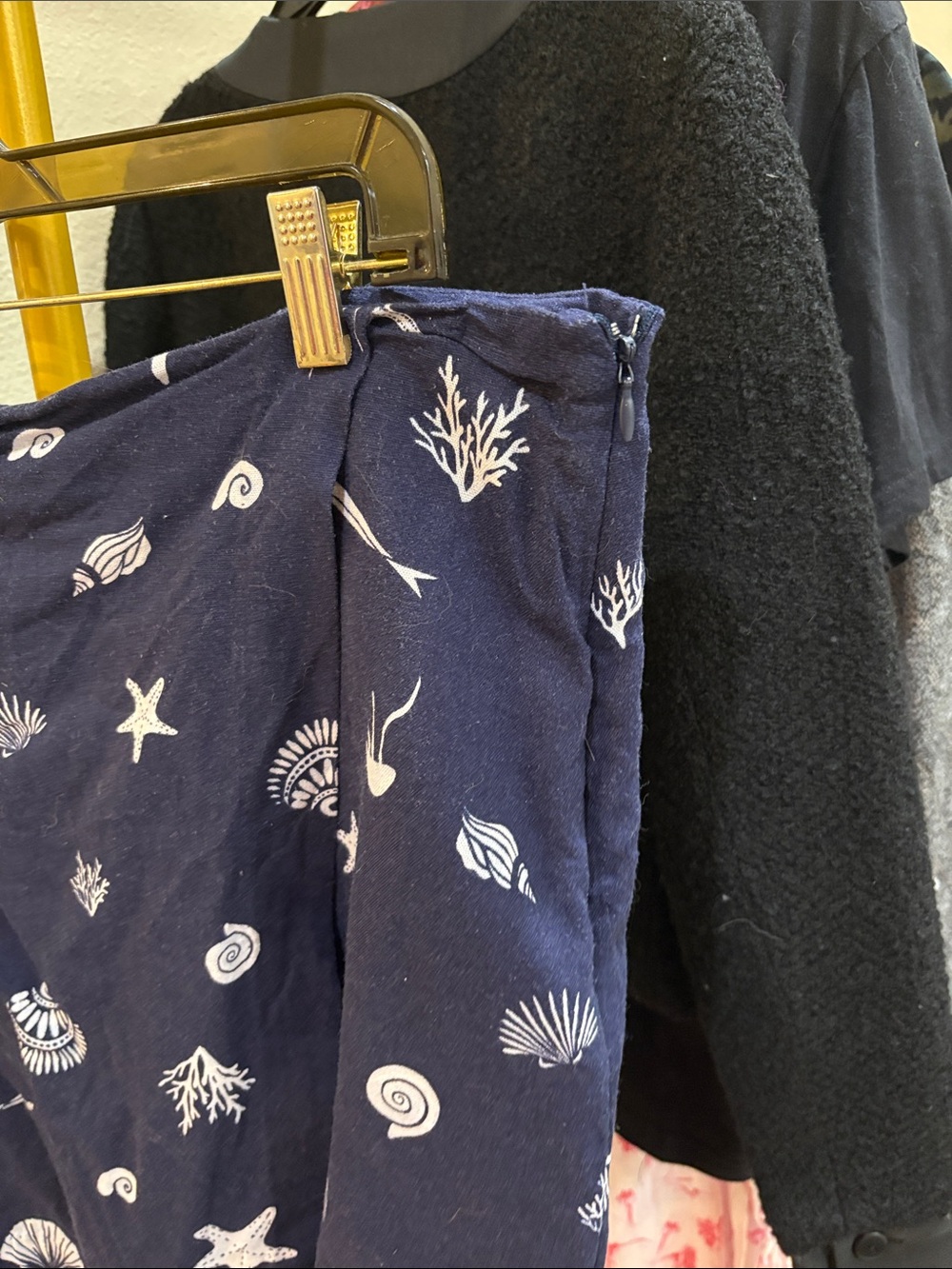 Ladies Navy Shell-Print Skort - Picture 4 of 8